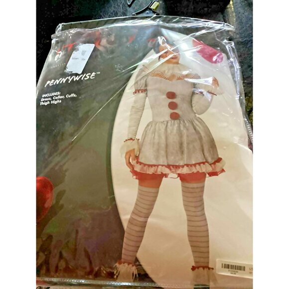 Pennywise Halloween Costume Size M - Picture 1 of 4